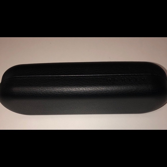 Oakley Sculpt Pewter Glasses, Case, And Pouch - Picture 2 of 13
